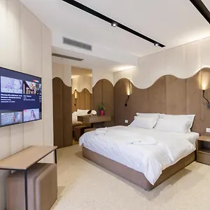 Portside Gf Hotel